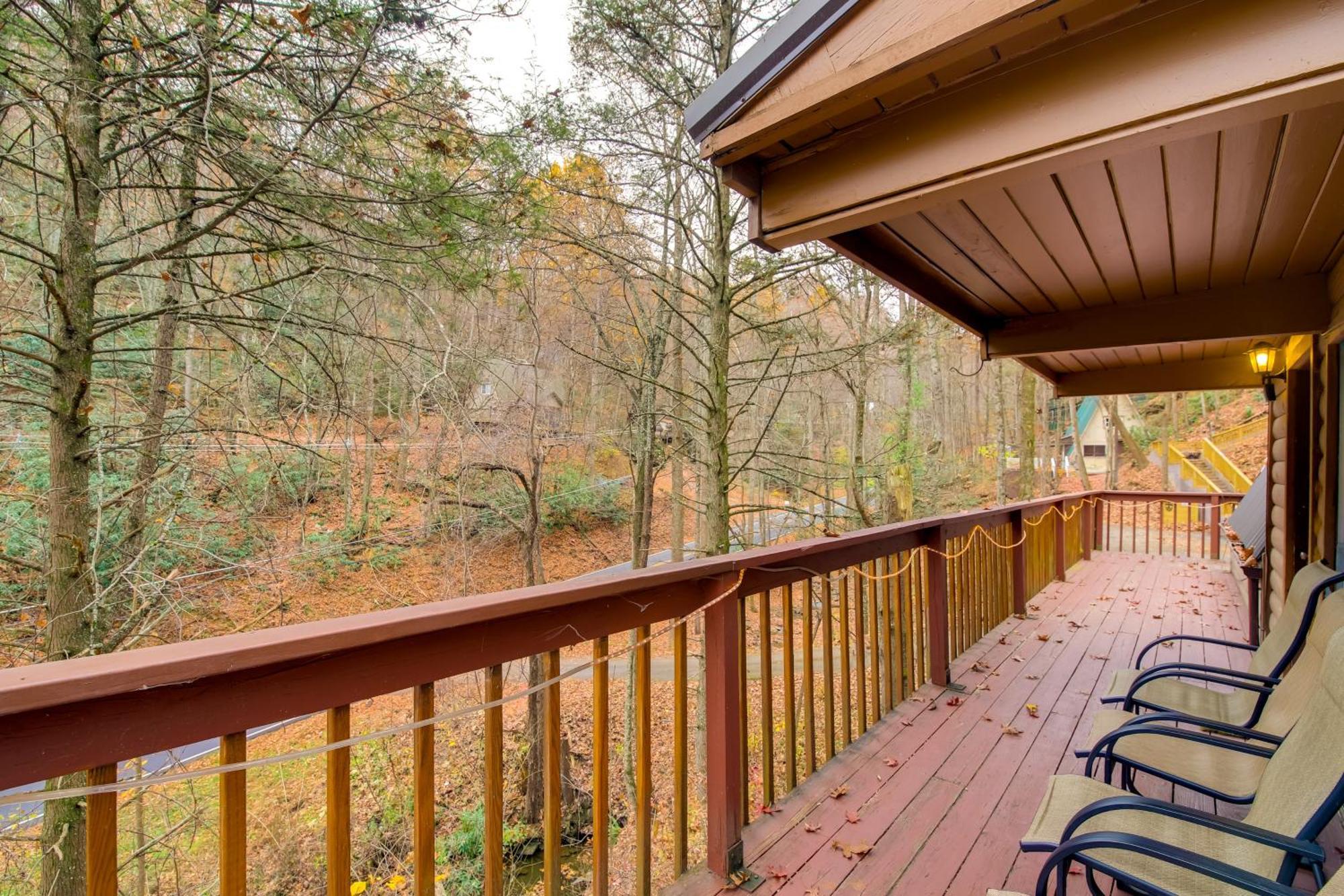 Gatlinburg A-Frame Home With Hot Tub Near Parkway Exteriör bild