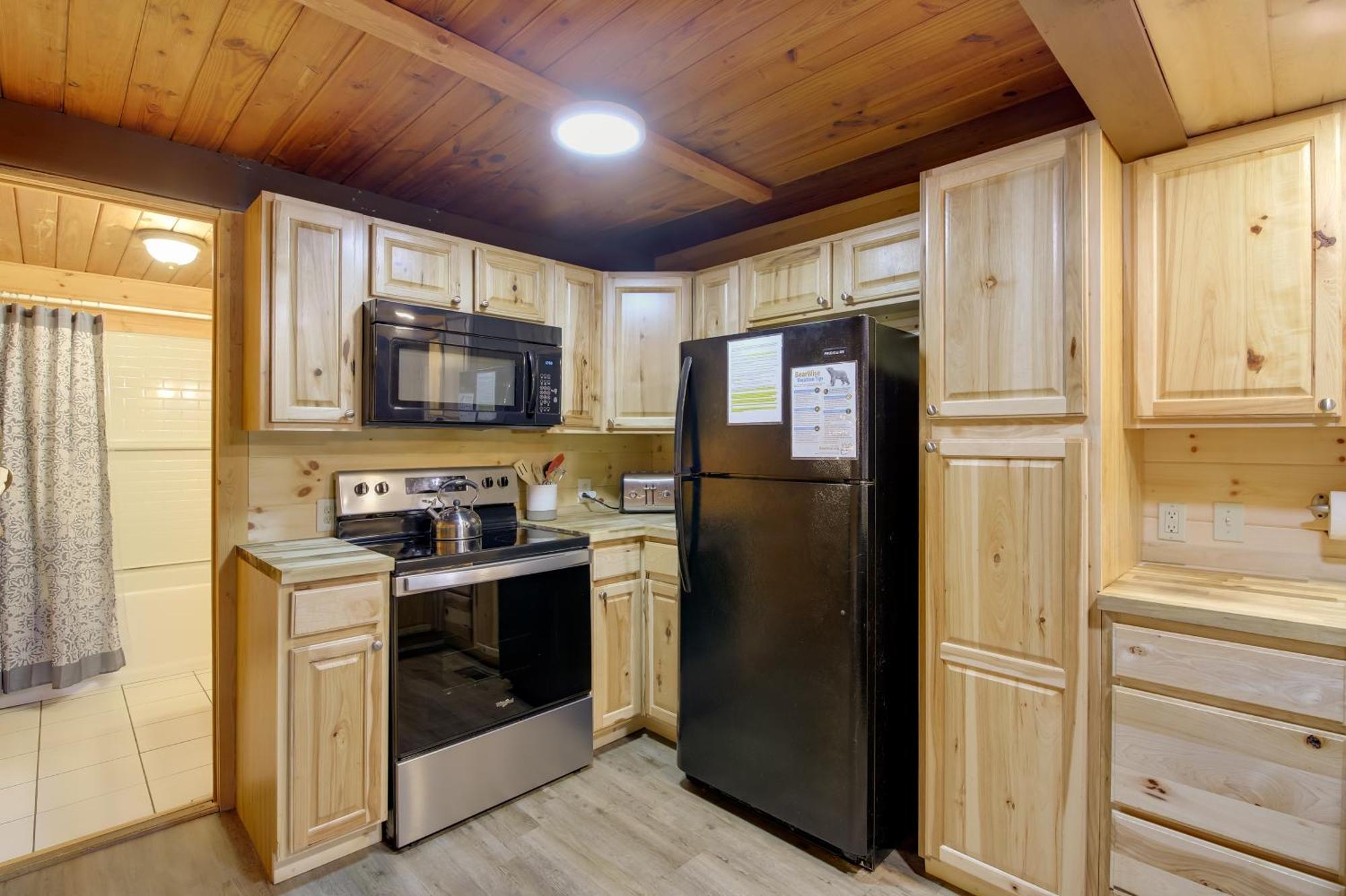 Gatlinburg A-Frame Home With Hot Tub Near Parkway Exteriör bild