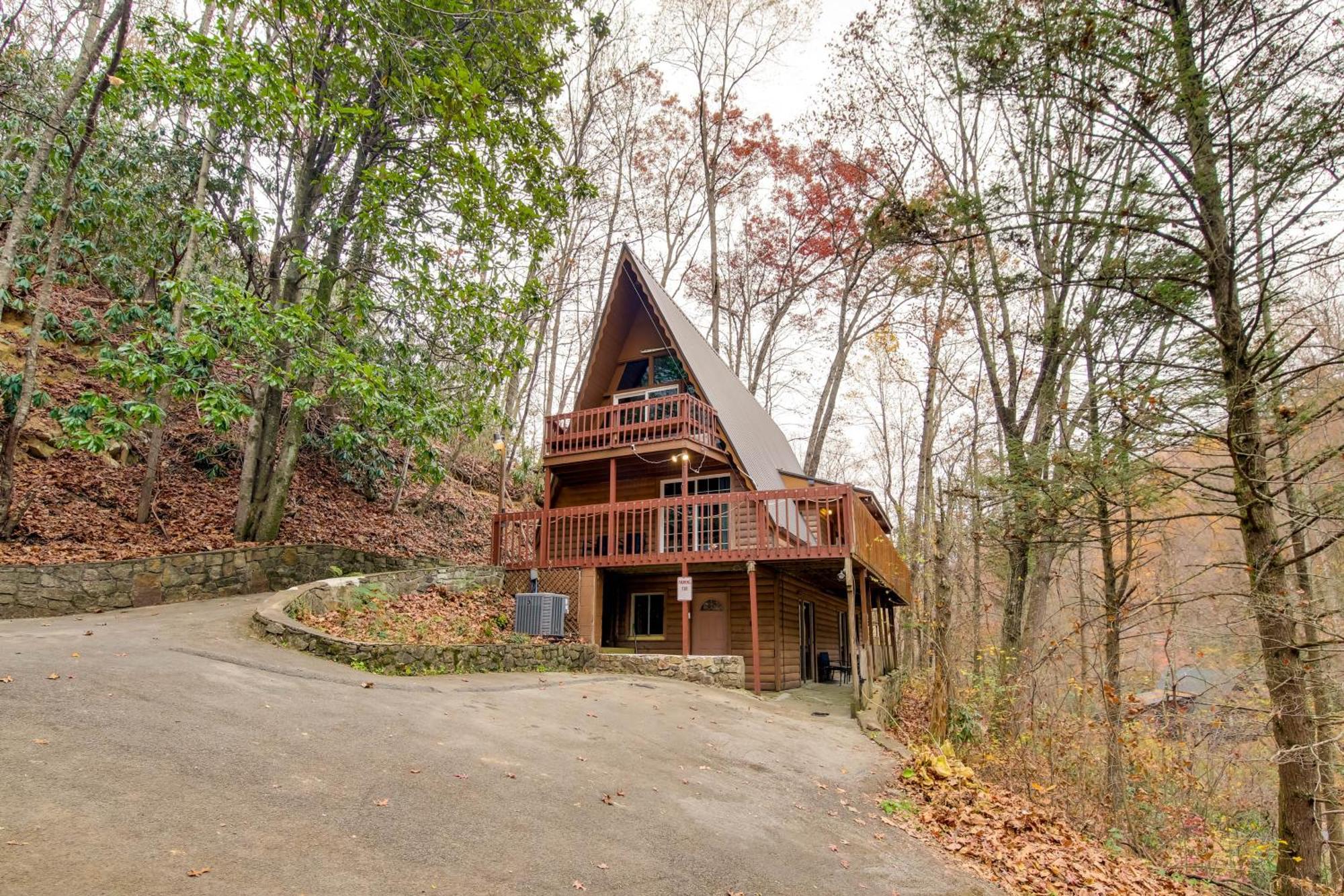 Gatlinburg A-Frame Home With Hot Tub Near Parkway Exteriör bild